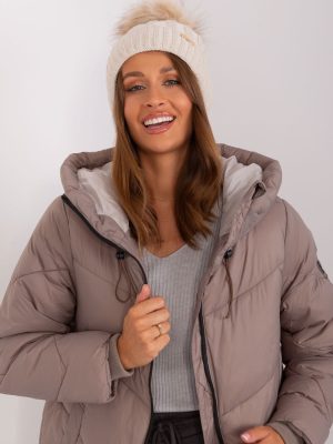 Σκούφος σε Μπεζ - Refined femininity