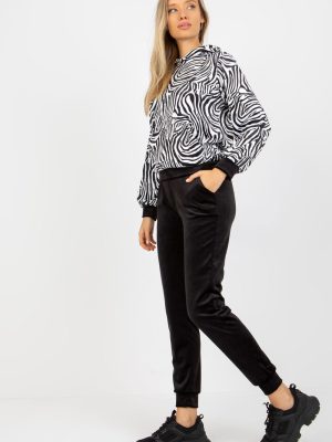 Σετ σε Μαύρο - Parisian attitude