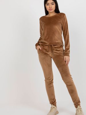 Σετ σε Καφέ - French sophistication